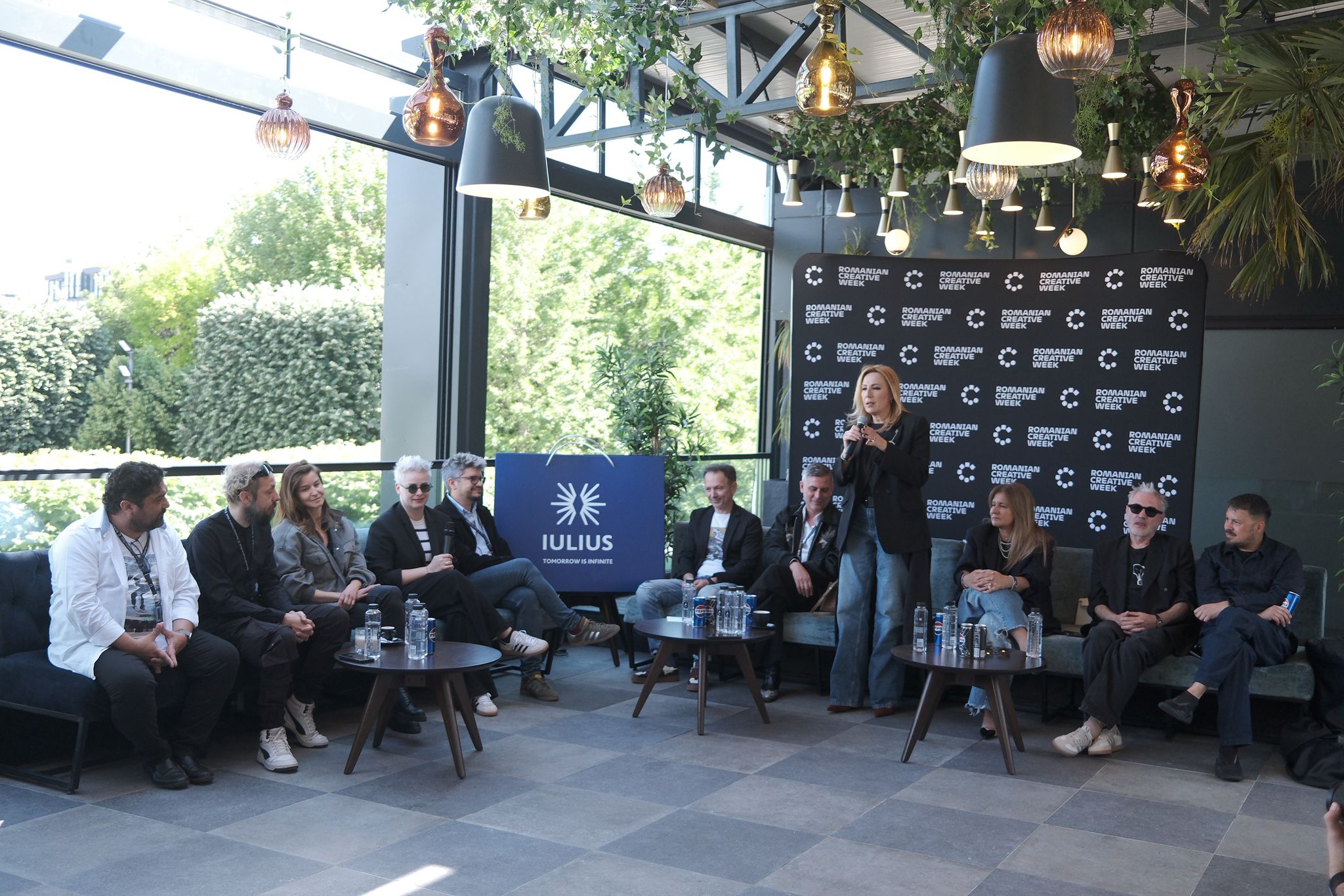 Surprizele Romanian Fashion Week: cel mai mare catwalk internațional găzduit de România, scene extinse în locații-emblematice din Iași, peste 100 de designeri, 150 de modele